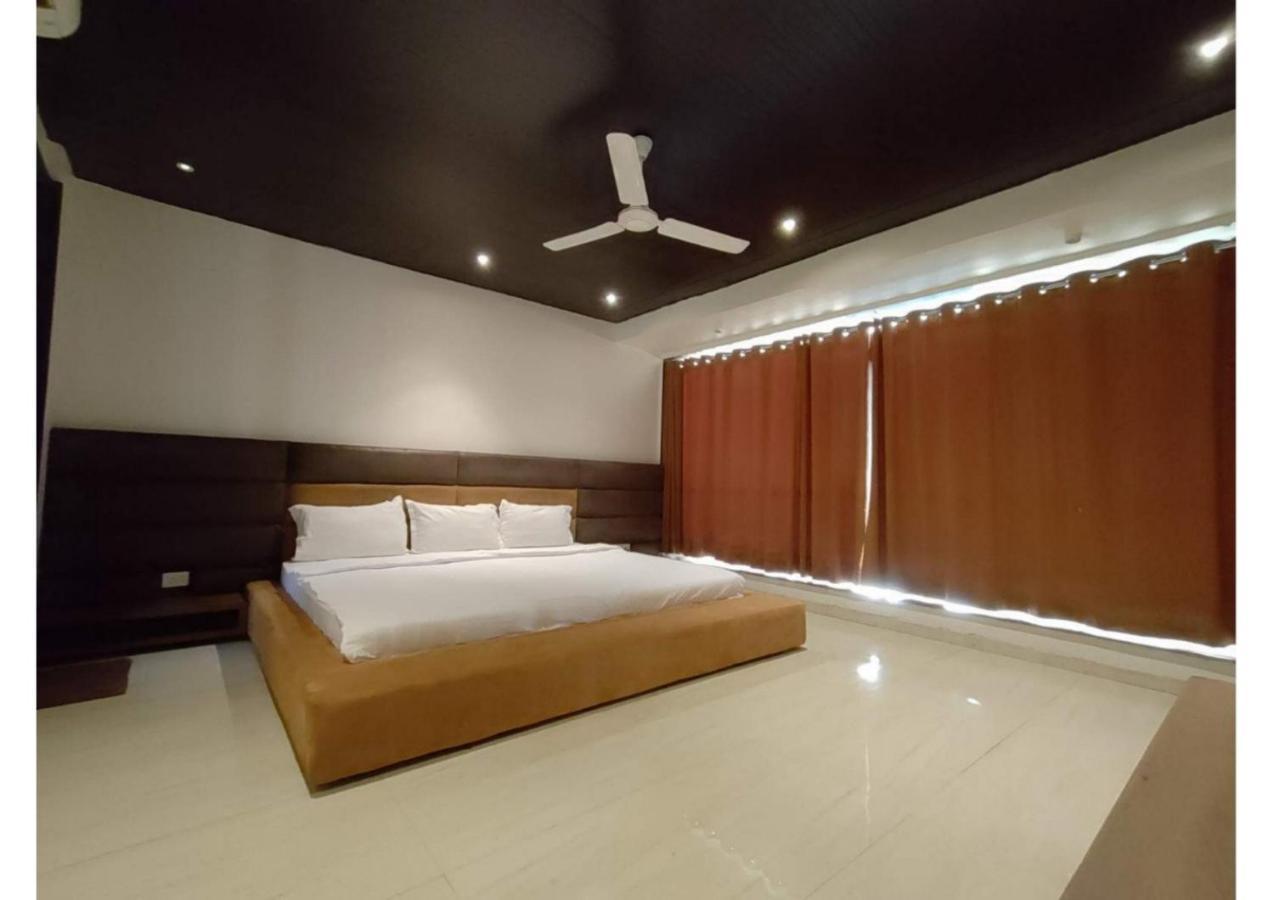 Air Infinity Casa Pool 5Bhk Villa Igatpuri Bagian luar foto