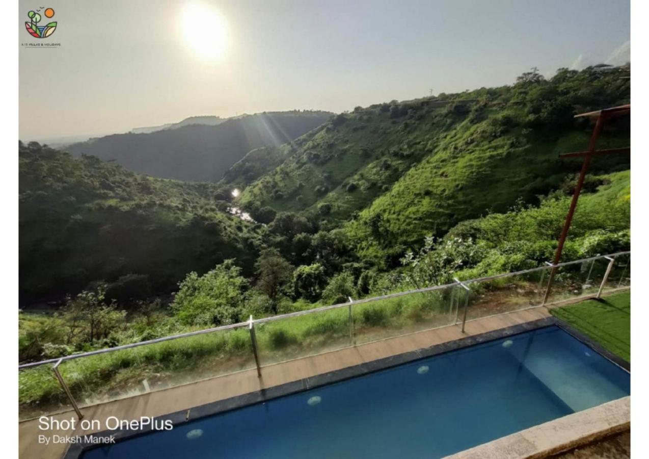 Air Infinity Casa Pool 5Bhk Villa Igatpuri Bagian luar foto